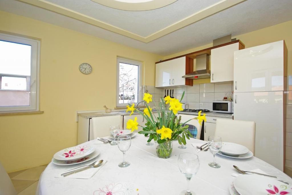 Apartments Villa Rose Sumartin Exterior foto