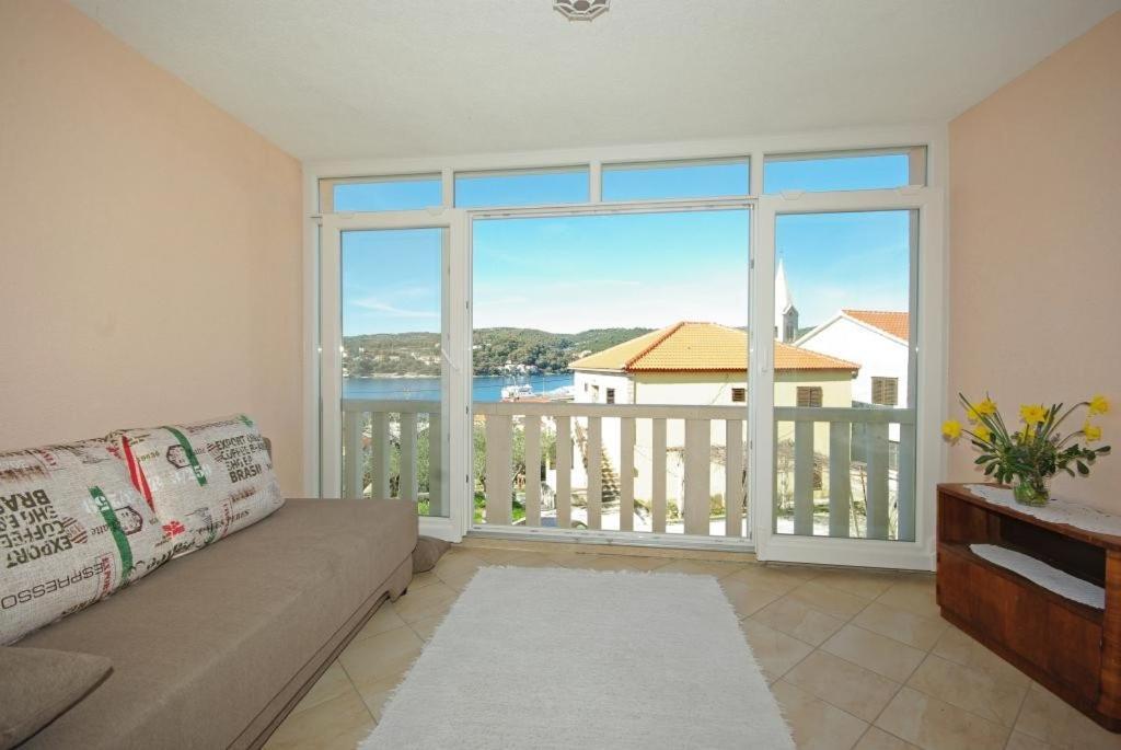 Apartments Villa Rose Sumartin Exterior foto